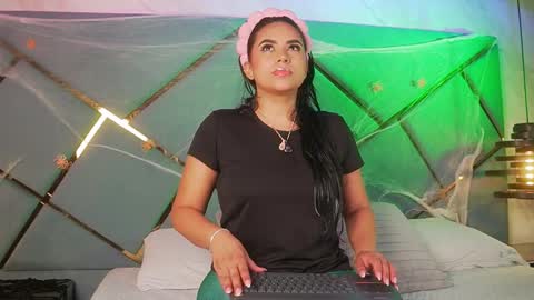 Snapshot of giorgia_13 chatting on October 30, 2025, 3:08 am giorgia online show from October 30, 2025, 3:08 am