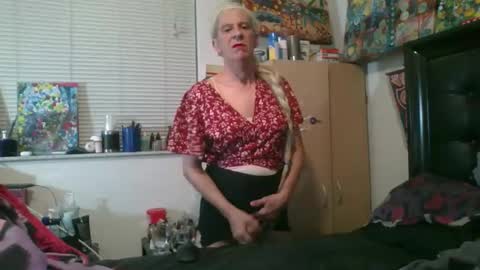 giovanna132008 online show from November 16, 2025, 11:54 pm