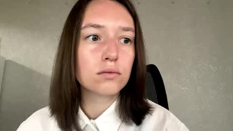Melisa online show from May 18, 2026, 1:02 am