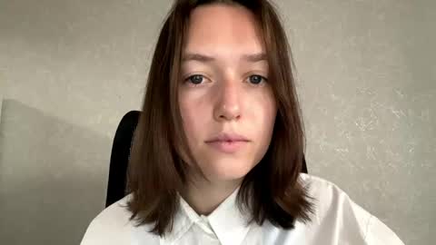 Melisa online show from May 19, 2026, 1:56 am