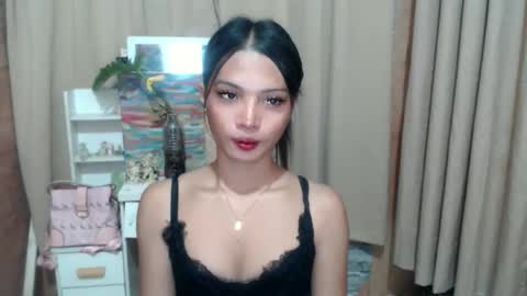 Aisha online show from September 22, 2025, 12:18 pm