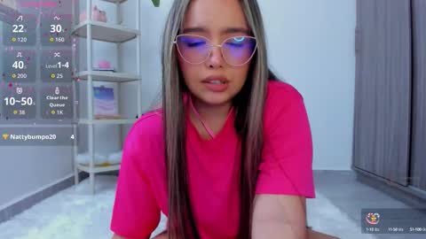 Snapshot of girl_alana chatting on September 25, 2025, 4:21 pm Alana online show from September 25, 2025, 4:21 pm