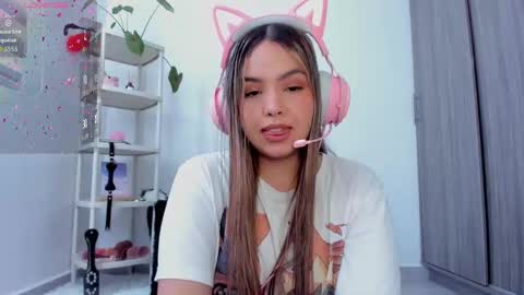 Snapshot of girl_alana chatting on October 2, 2025, 3:41 pm Alana online show from October 2, 2025, 3:41 pm
