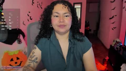 Snapshot of girl_inline chatting on November 3, 2025, 1:51 am girl_inline online show from November 3, 2025, 1:51 am