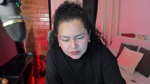 Snapshot of girl_inline chatting on November 20, 2025, 11:59 pm girl_inline online show from November 20, 2025, 11:59 pm