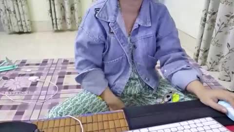 girlhanoi online show from October 22, 2025, 8:41 pm