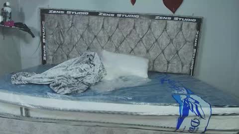 girlshot69z online show from March 1, 2026, 3:52 am