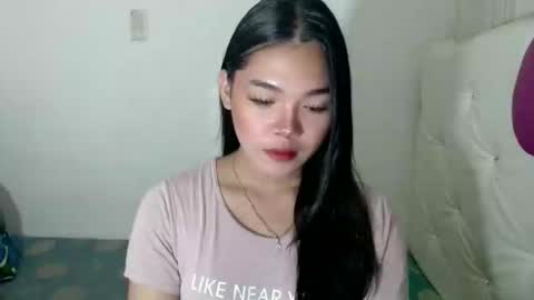 Snapshot of girlsweet_preciousxoxo chatting on November 4, 2025, 11:20 am Precious online show from November 4, 2025, 11:20 am