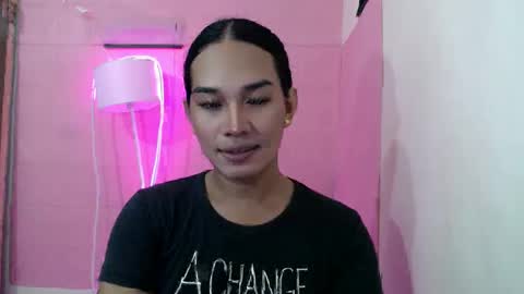 Snapshot of girlthatuneedxxx chatting on February 2, 2025, 8:02 am Rhaine online show from February 2, 2025, 8:02 am