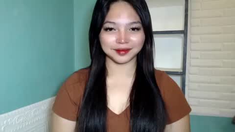 Snapshot of girlthatuneedxxx chatting on October 22, 2025, 5:13 pm Rhaine online show from October 22, 2025, 5:13 pm