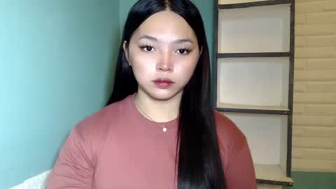 Snapshot of girlthatuneedxxx chatting on November 13, 2025, 10:47 am Rhaine online show from November 13, 2025, 10:47 am