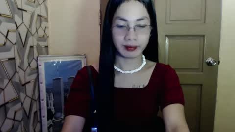 Snapshot of girlwhobelieveinmagic chatting on January 28, 2025, 8:14 am Callmenor online show from January 28, 2025, 8:14 am