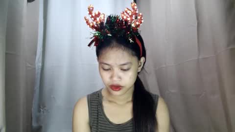Snapshot of girlxfromxph chatting on December 3, 2024, 3:20 am girlxfromxph online show from December 3, 2024, 3:20 am