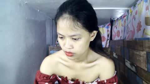 Snapshot of girlxfromxph chatting on February 12, 2025, 3:29 am girlxfromxph online show from February 12, 2025, 3:29 am