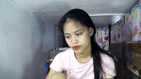 Snapshot of girlxfromxph chatting on February 19, 2025, 12:25 am girlxfromxph online show from February 19, 2025, 12:25 am