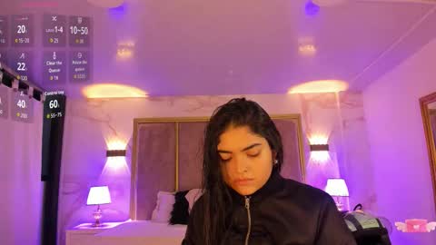     online show from November 30, 2025, 10:52 am