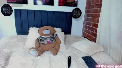  Kylie  online show from February 22, 2026, 3:40 am