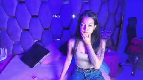 Snapshot of gisell_squirt chatting on October 31, 2025, 12:06 pm gisell_squirt online show from October 31, 2025, 12:06 pm