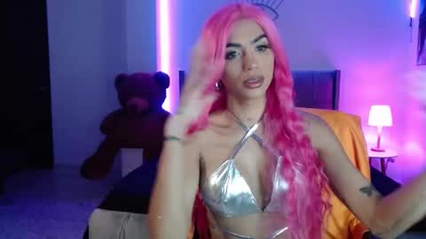 giselle_jones_1 online show from January 15, 2025, 12:30 am