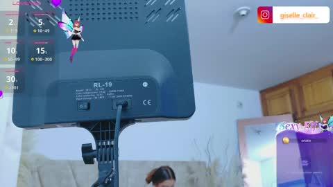 giselleclair online show from April 13, 2026, 5:35 am