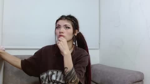Giulietta online show from June 22, 2026, 3:47 am