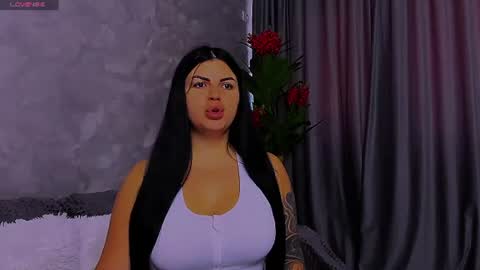 Giulia online show from June 19, 2026, 5:34 am