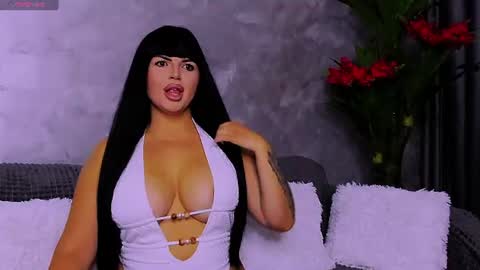 Giulia online show from July 8, 2026, 9:19 pm