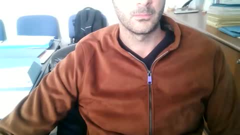 Snapshot of giuseppevai1 chatting on October 8, 2025, 9:29 am giuseppevai1 online show from October 8, 2025, 9:29 am