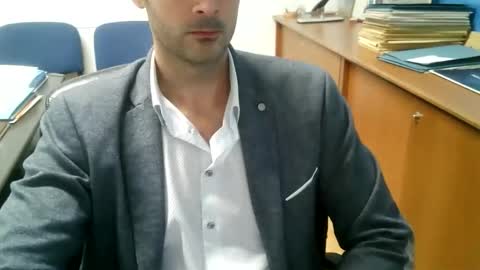 Snapshot of giuseppevai1 chatting on October 20, 2025, 5:57 pm giuseppevai1 online show from October 20, 2025, 5:57 pm