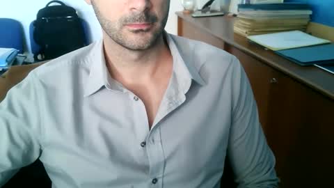 Snapshot of giuseppevai1 chatting on November 4, 2025, 9:52 am giuseppevai1 online show from November 4, 2025, 9:52 am