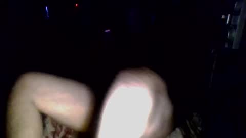 Snapshot of givr6inches chatting on December 14, 2024, 1:28 am e-Bizl online show from December 14, 2024, 1:28 am