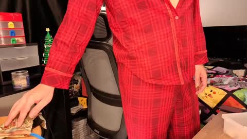 glaceon9 online show from January 21, 2025, 11:13 pm