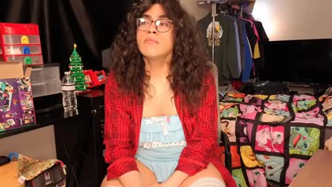 glaceon9 online show from January 23, 2025, 7:00 am