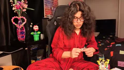 glaceon9 online show from March 3, 2025, 7:54 am