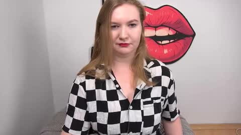 Snapshot of glamorousnikki chatting on October 4, 2025, 1:20 pm Nikki online show from October 4, 2025, 1:20 pm