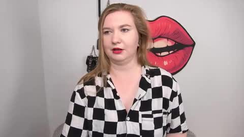 Snapshot of glamorousnikki chatting on November 6, 2025, 4:30 pm Nikki online show from November 6, 2025, 4:30 pm