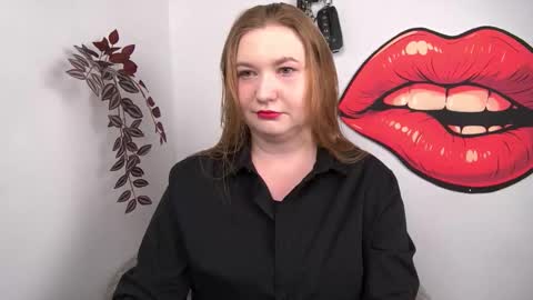 Nikki online show from February 3, 2026, 1:27 pm