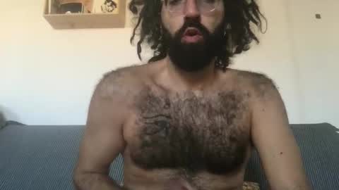 glazeeeeeeeeeee online show from October 18, 2025, 2:40 pm