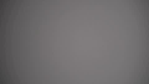 Sandra  online show from February 3, 2025, 10:00 pm