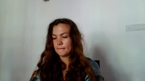 glitter_doll online show from November 14, 2025, 8:13 am