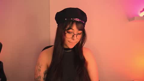 Mimi online show from February 7, 2026, 8:45 pm