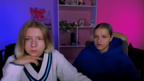 Snapshot of gloria_bubble chatting on September 22, 2025, 5:31 am your dream online show from September 22, 2025, 5:31 am