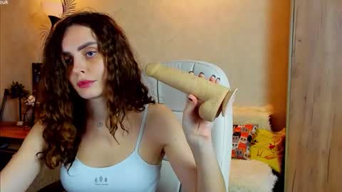 Gloria Wood online show from November 9, 2025, 7:12 pm