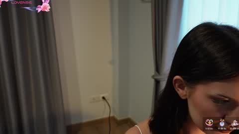 Gloria online show from October 24, 2025, 11:45 pm