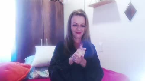 Snapshot of gloriawhitte7 chatting on December 8, 2024, 5:55 pm gloriawhitte7 online show from December 8, 2024, 5:55 pm