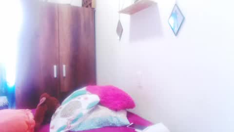 Snapshot of gloriawhitte7 chatting on February 18, 2025, 2:38 pm gloriawhitte7 online show from February 18, 2025, 2:38 pm