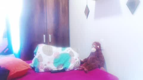 Snapshot of gloriawhitte7 chatting on February 20, 2025, 4:03 pm gloriawhitte7 online show from February 20, 2025, 4:03 pm