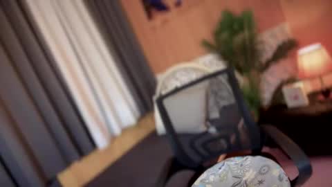 Snapshot of gloriousslutshay chatting on October 2, 2025, 2:35 pm shy online show from October 2, 2025, 2:35 pm