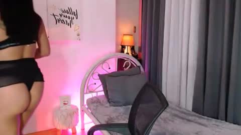 Snapshot of gloriousslutshay chatting on November 2, 2025, 7:49 pm shy online show from November 2, 2025, 7:49 pm