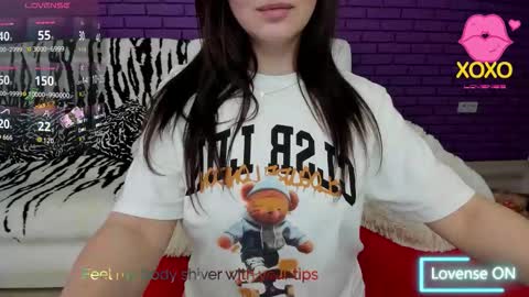 Mia online show from February 2, 2026, 3:33 pm